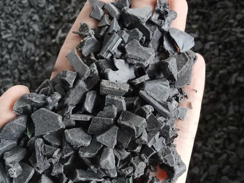 Hạt nhựa tái sinh